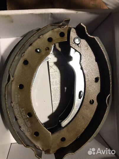 Колодки торм.бараб.на Логан 1 meyle