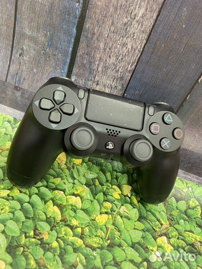Геймпад dualshock 4