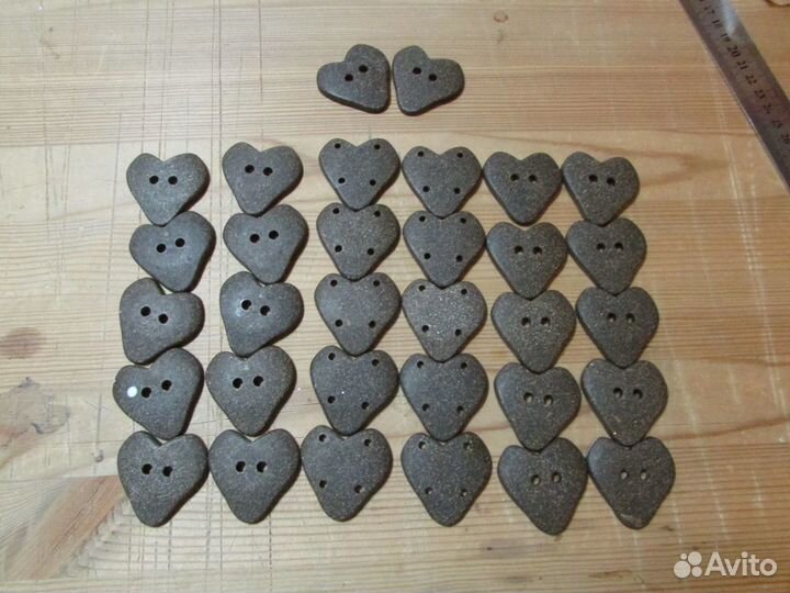 Пуговицы в виде сердца (4,5 см) цена за 10 шт
