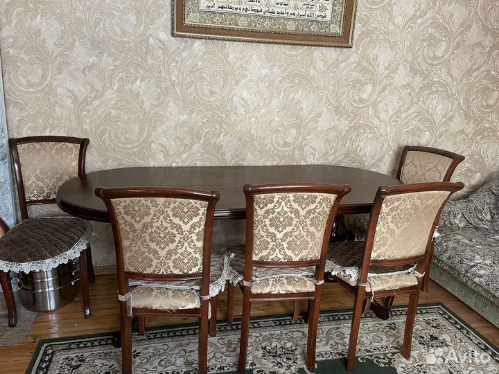 Кухонный стол и стулья бу