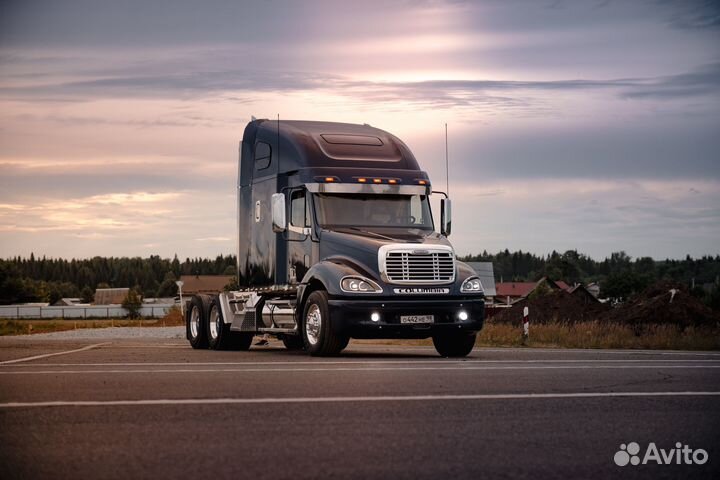 Freightliner Columbia, 2003