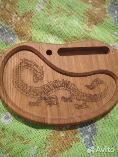 Подставка для телефона из дерева