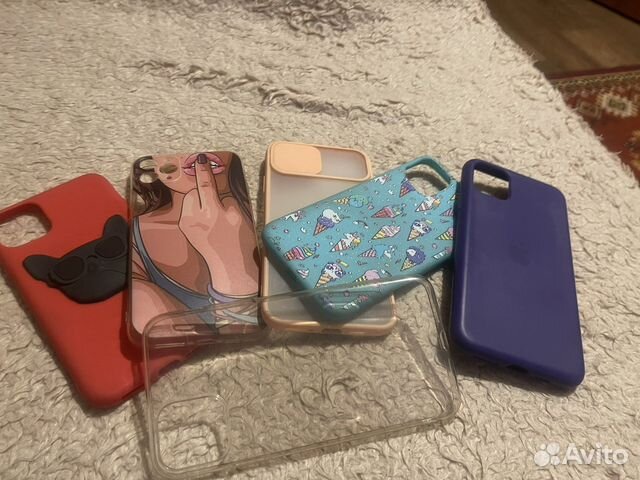 Челхы на iPhone 11 Pro Max за шоколадку)