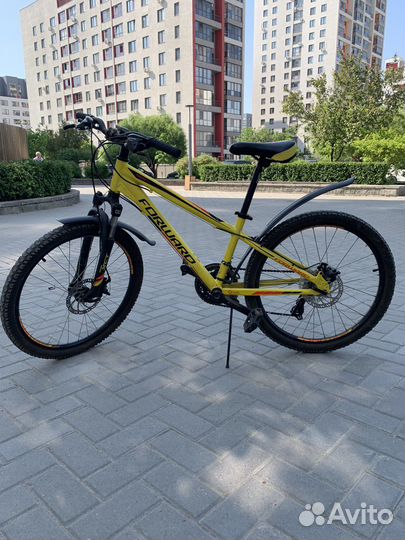 Подростковый велосипед Forward Twister 2.0 Disc