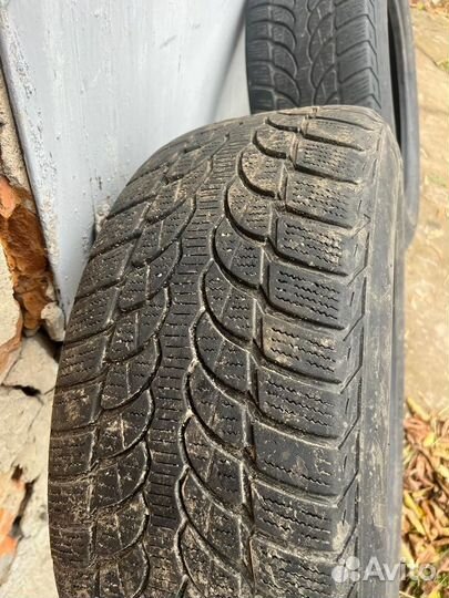 Bridgestone Blizzak LM-32 225/55 R17