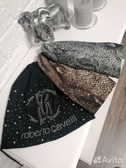 Шапки Roberto Cavalli