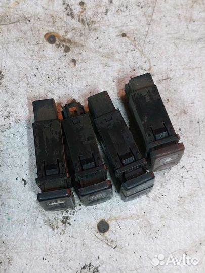 Кнопка kia sportage 1 киа спортейдж 1