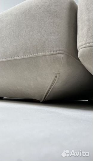 Диван прямои 4400х1700 мм