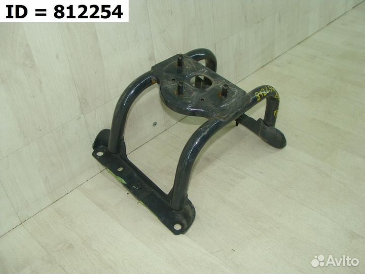 Кронштейн запасного колеса Ford Ecosport 2