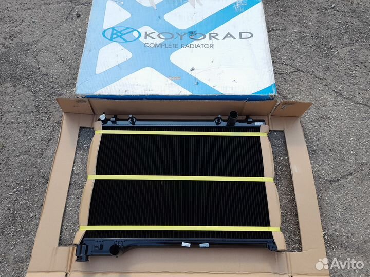 Mazda 929 Радиатор Охлаждения Новый