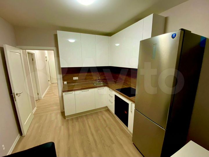 2-к. квартира, 52 м², 7/18 эт.