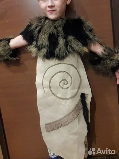 Продам Новогодние костюмы разные на разный возрас