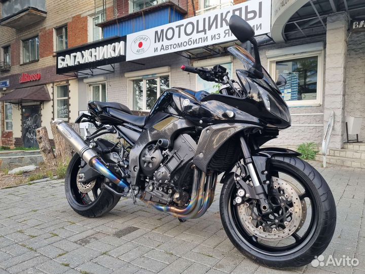 Yamaha Fazer FZ1 2011