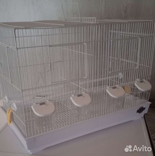 Клетки новые с перегородкой для птиц