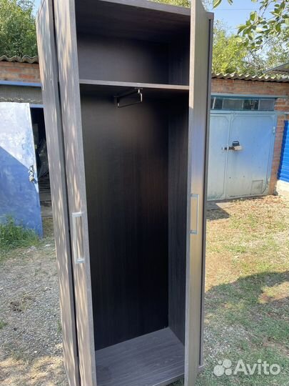 Шкаф вещевой