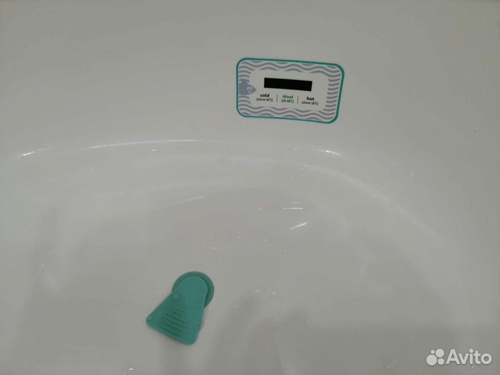 Ванночка для купания с горкой