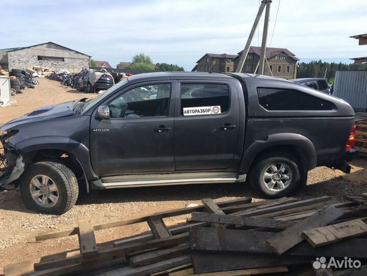 Toyota Hilux 7 по запчастям