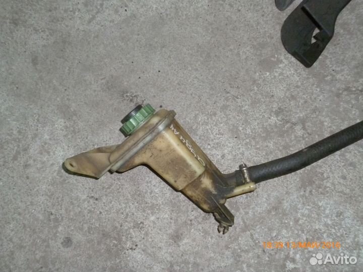 Бачок гидроусилителя 8D0422373С Ауди А4 (В5)