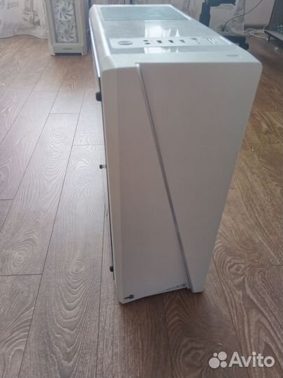 Корпус aerocool cylon