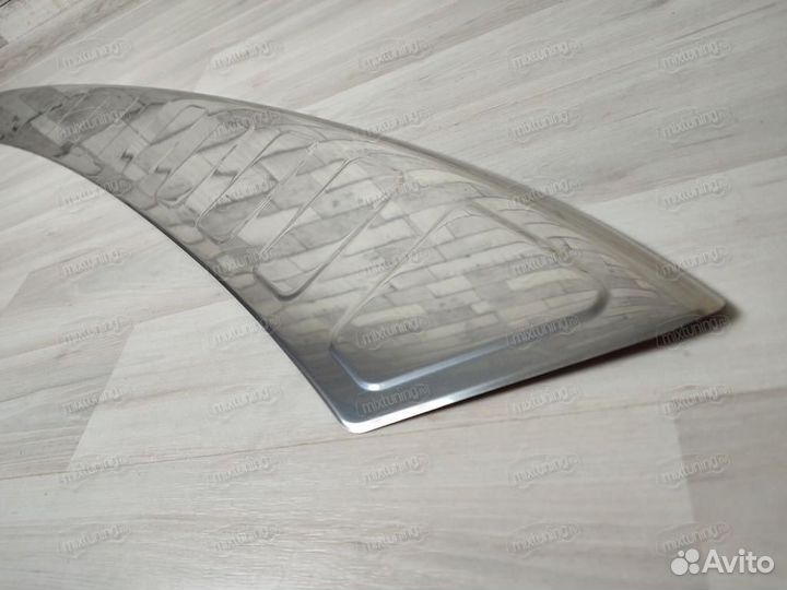 Накладка на задний бампер Opel Zafira Life 