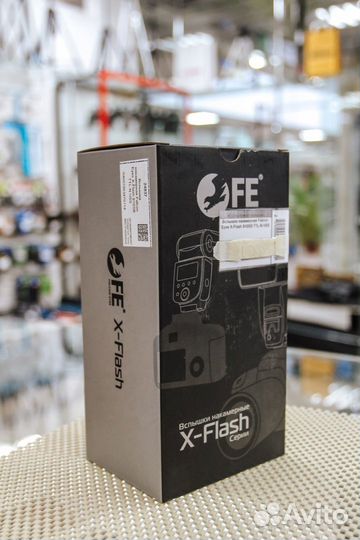 Вспышка накамерная Falcon Eyes X-Flash 910SB