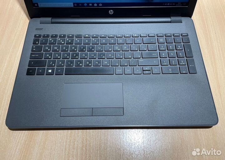 HP 250 g6 Core i3- 7 поколение /8gb/ SSD 128