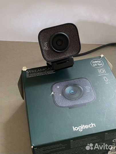 Веб-камера Logitech StreamCam
