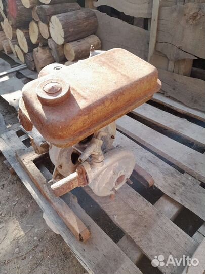 Двигатель с помпой