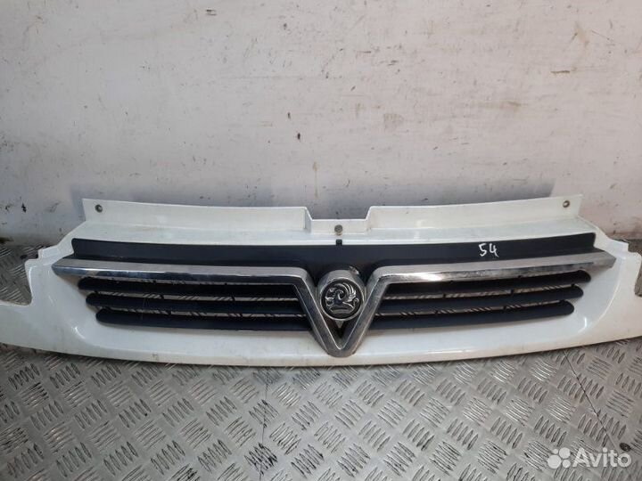 Решетка радиатора для Opel Vivaro A 525719854