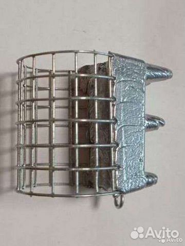 Кормушка фидерная вампир