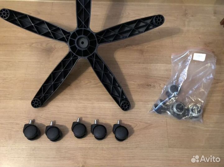 Кресло на запчасти: мултиблок, крестовина, ролики