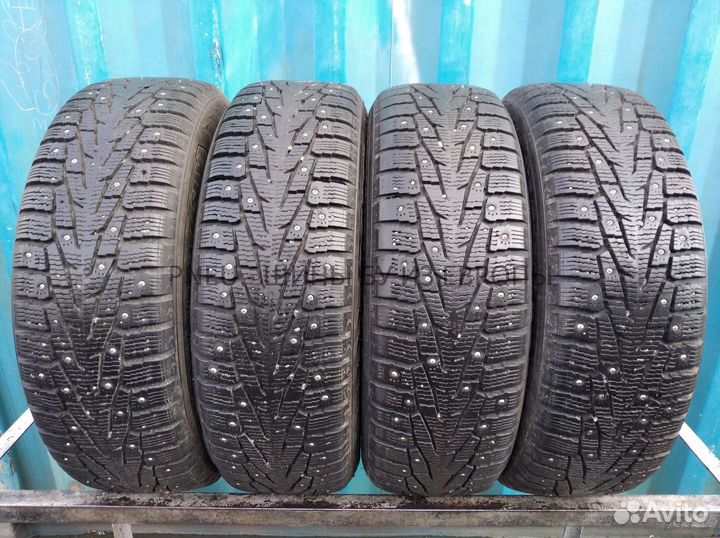 Nokian Tyres Hakkapeliitta 7 SUV 215/70 R16 100T