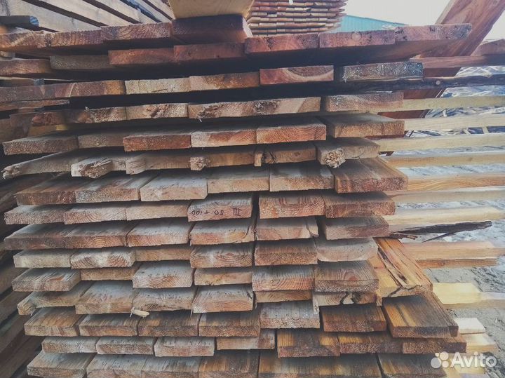 Уникальный дизайн с досками из сосны