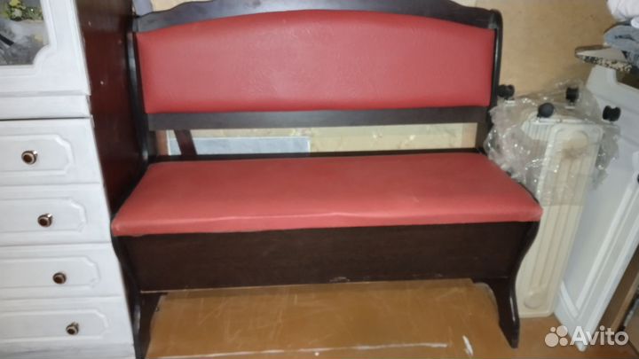 Диванчик на кухню с ящиком