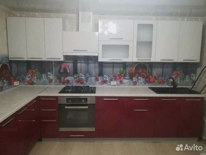 Кухонный гарнитур угловой