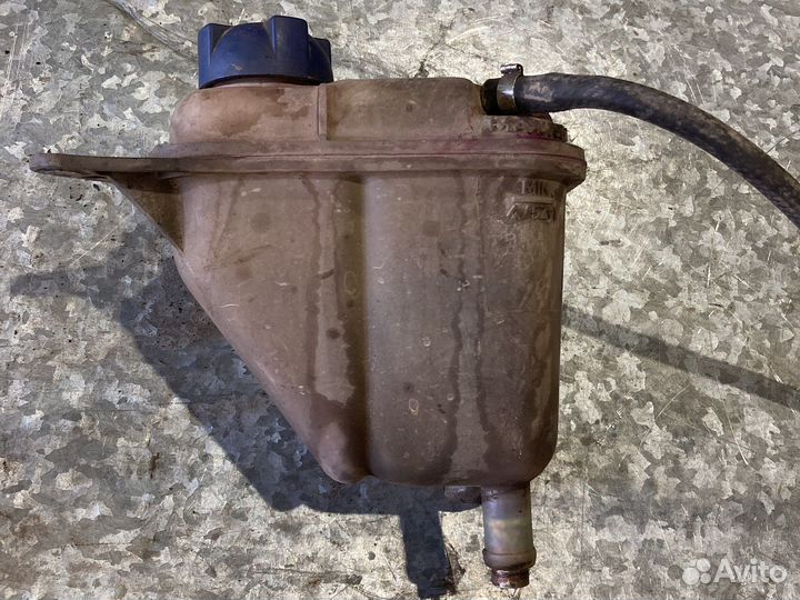 Расширительный бачок ауди 80 б4