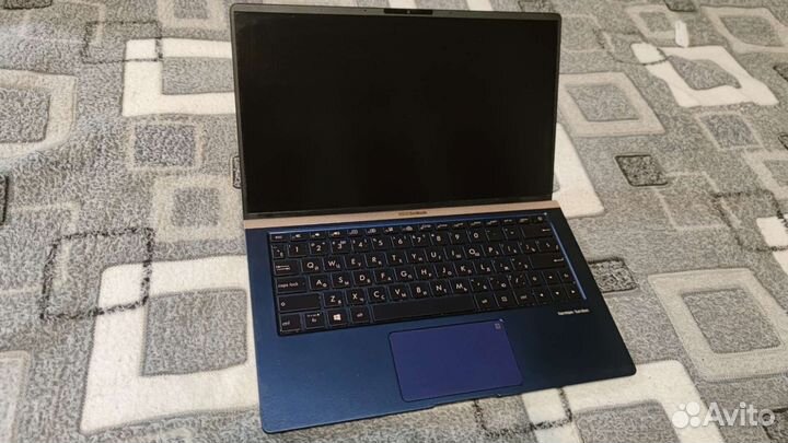 Бизнес ультрабук 13