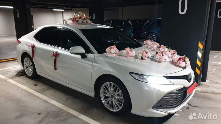 Свадебные украшения на авто