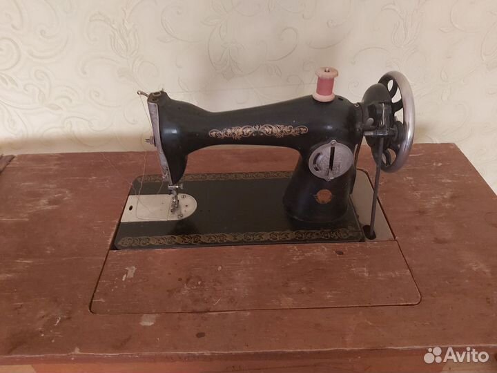 Швейная машинка ножная Подольск 1-М