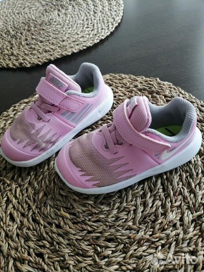 Кроссовки Nike