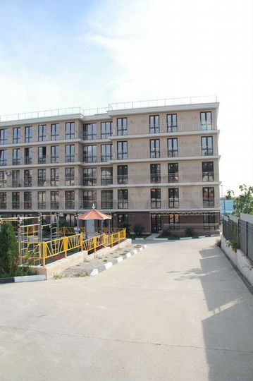 Апартаменты-студия, 42,7 м², 1/5 эт.