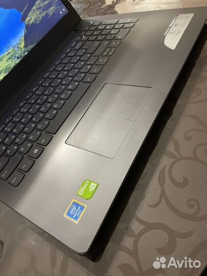 Ноутбук lenovo