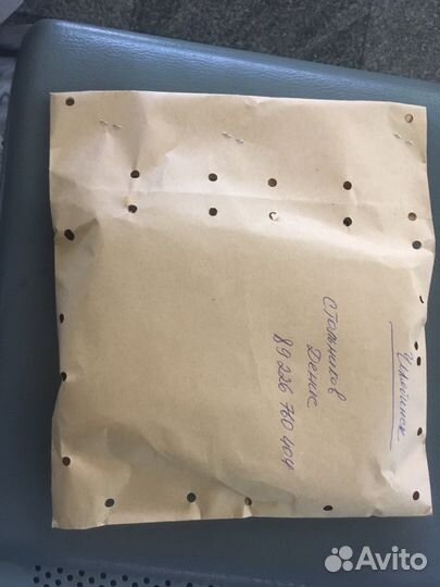 Пчелопакет пчелы Пчеломатка. Бакфаст. карника