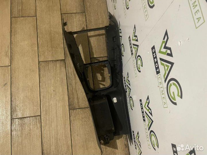 Консоль центральная Volkswagen Jetta MK5 (1K2)