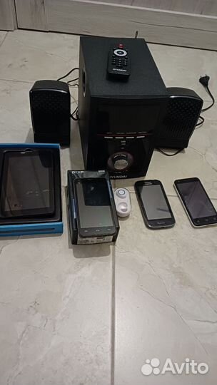 Музыкальный центр, планшет, смартфон на запчасти
