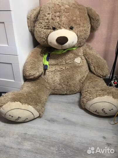 Плюшевый медведь