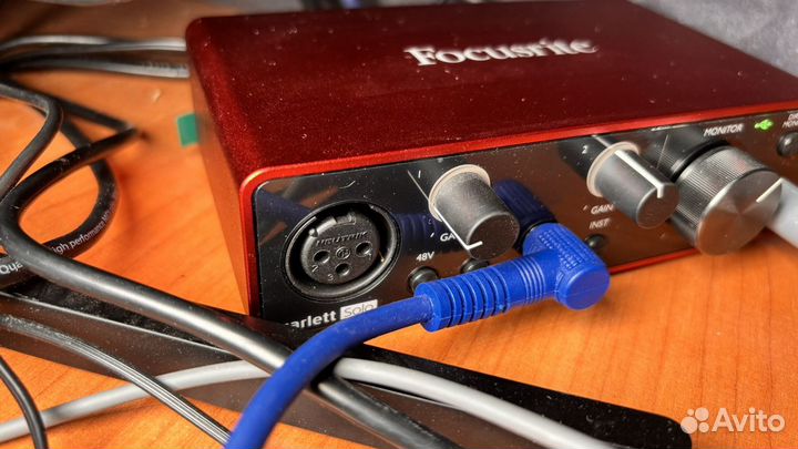 Вуковая карта Focusrite Scarlett Solo 3rd Gen