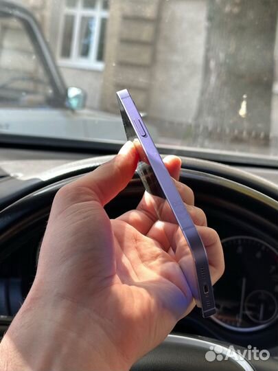 iPhone 12, 64 ГБ