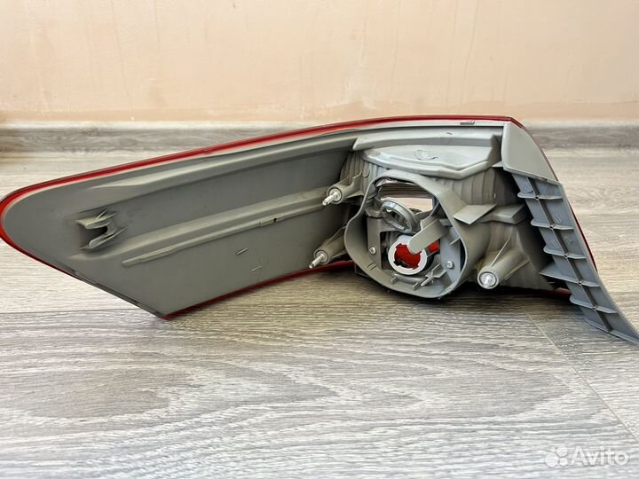 Фонари задние Toyota Camry 40