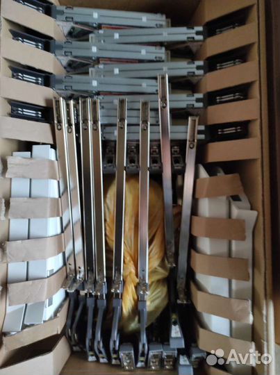 Мебельная фурнитура Blum